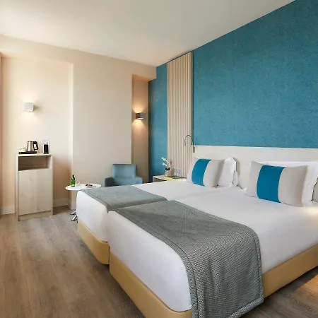 Hotel & Club 4*
