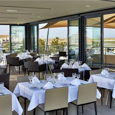 & Club 4* District de Faro