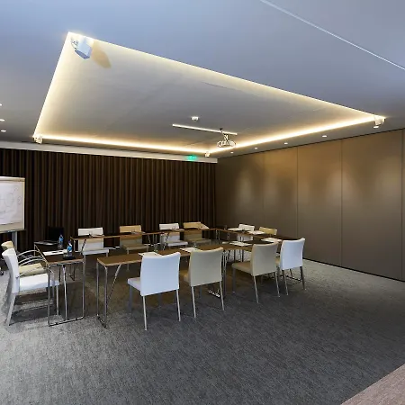 Hotel & Club 4*