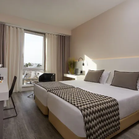 Occidental 4* Фару