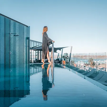 Occidental Отель 4*