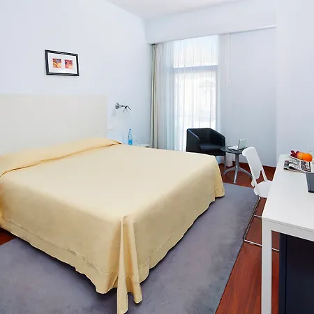 & Club Hotel District de Faro