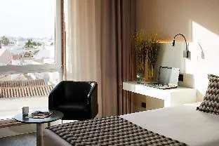 Occidental Hotel