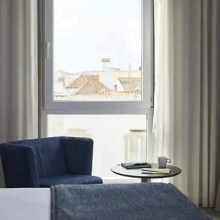 Occidental Hotel 4*