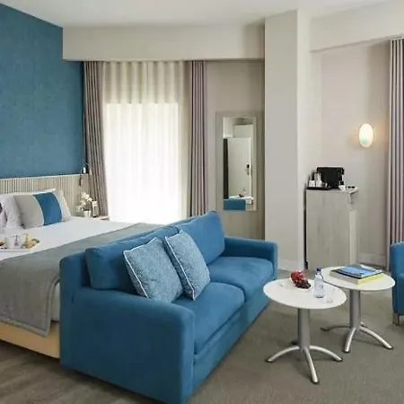 Occidental Ξενοδοχείο 4*